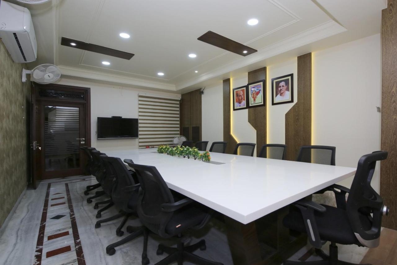 Capital O 36691 Hotel Aashirwad Inn جبلبور المظهر الخارجي الصورة