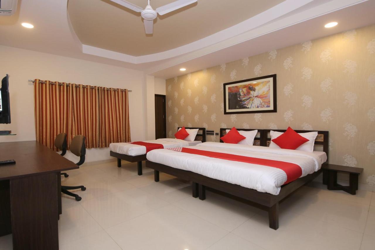 Capital O 36691 Hotel Aashirwad Inn جبلبور المظهر الخارجي الصورة