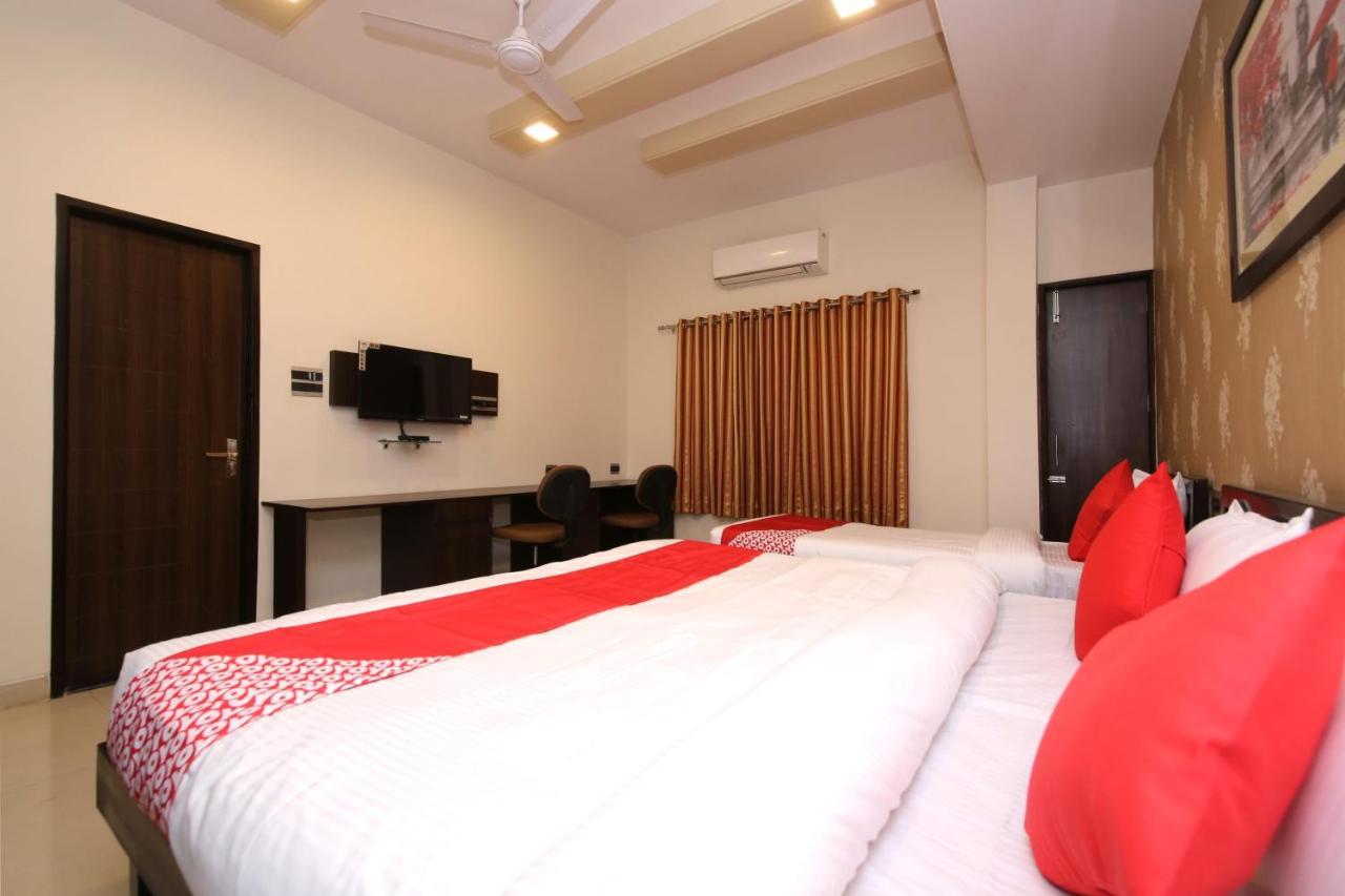Capital O 36691 Hotel Aashirwad Inn جبلبور المظهر الخارجي الصورة