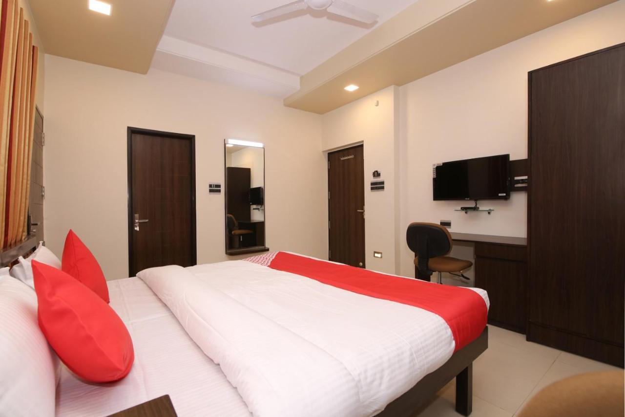 Capital O 36691 Hotel Aashirwad Inn جبلبور المظهر الخارجي الصورة